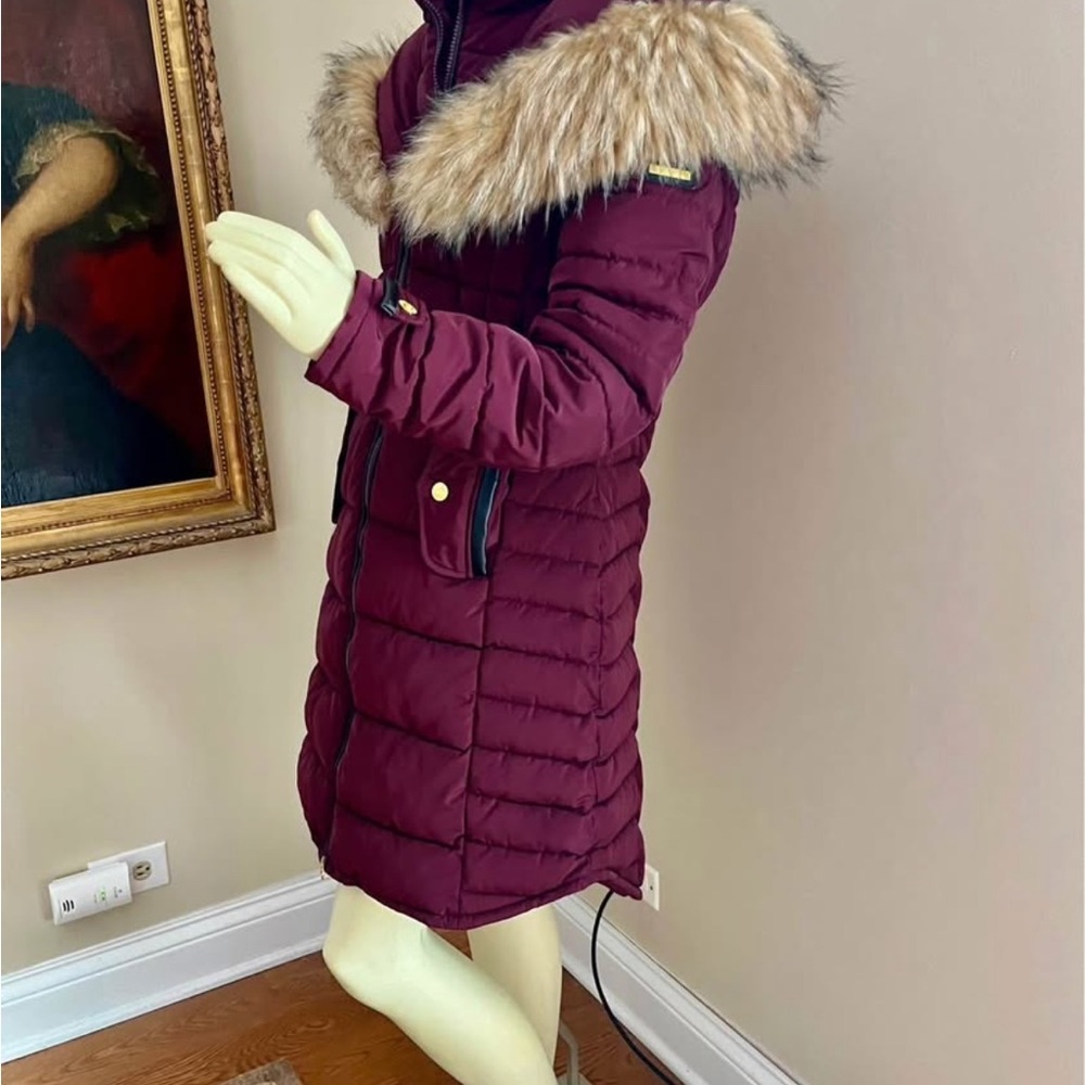 Women's Burgundy Puffer Coat with Faux Fur Trim